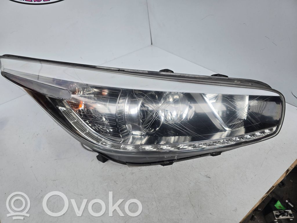 KIA Ceed Headlight/headlamp 