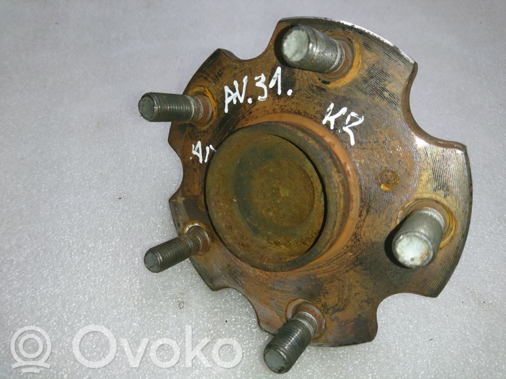 Toyota Avensis T250 Galinė stebulė 