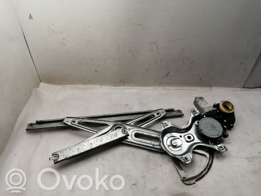 Toyota Auris 150 Elektryczny podnośnik szyby drzwi przednich 