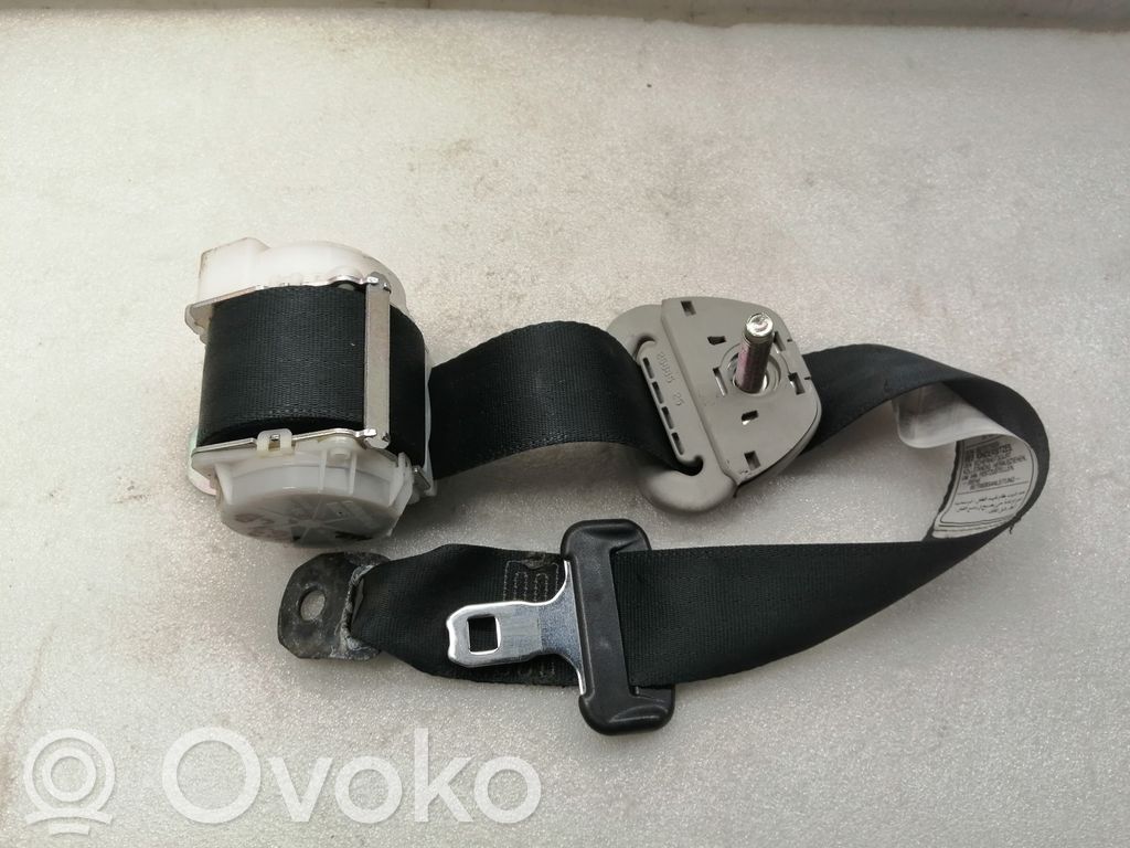 Toyota Corolla Verso AR10 Cinturón trasero 