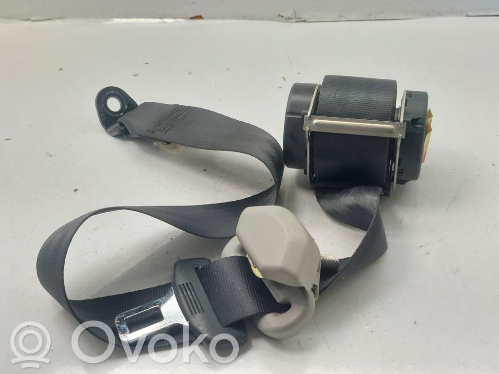 Toyota Verso Cinturón trasero 
