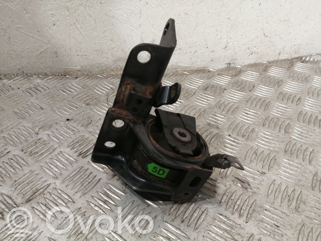 Toyota Avensis T250 Engine mount bracket 