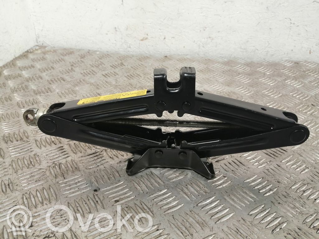 Tunkki   091110F020