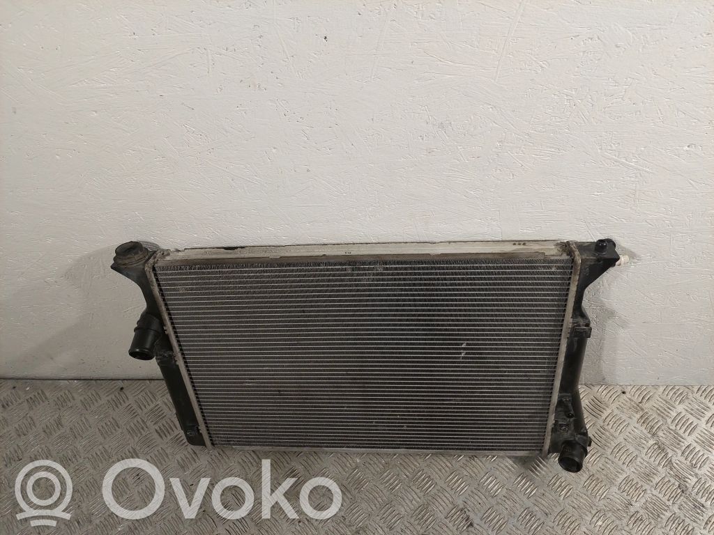 Toyota Corolla Verso AR10 Chłodnica 