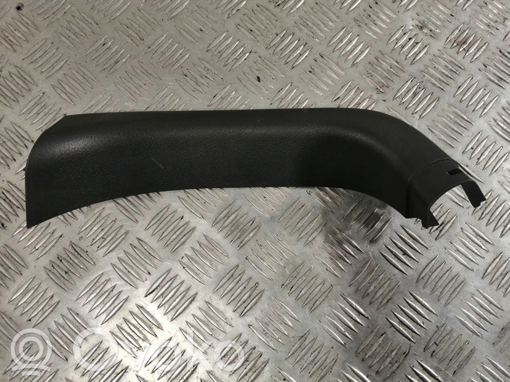 Toyota Verso Tailgate trim 