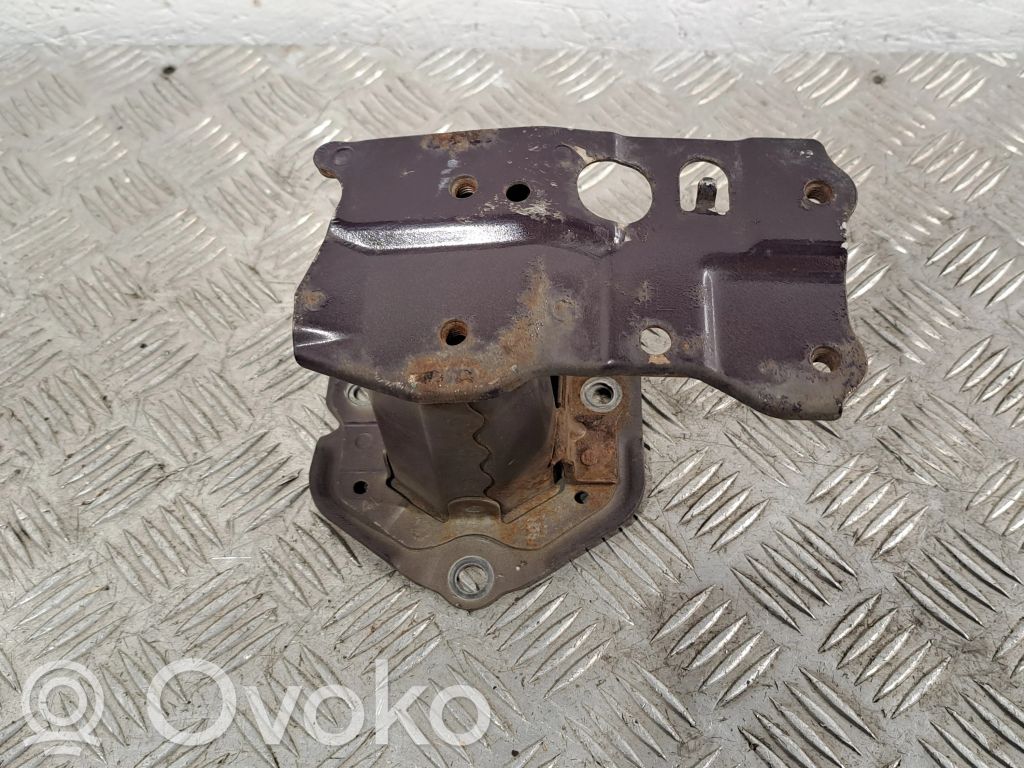 Toyota Verso Galinis amortizatorius bamperio 
