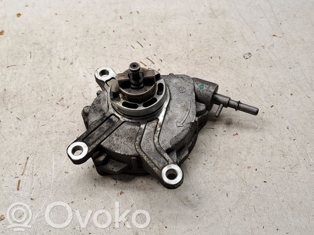 Toyota Corolla Verso AR10 Vacuum pump 