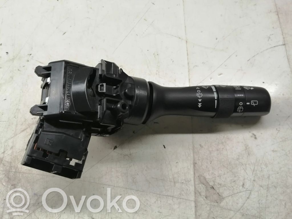 Toyota Avensis T270 Wiper control stalk 