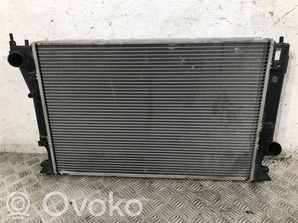 Toyota Corolla Verso AR10 Radiator lichid răcire 