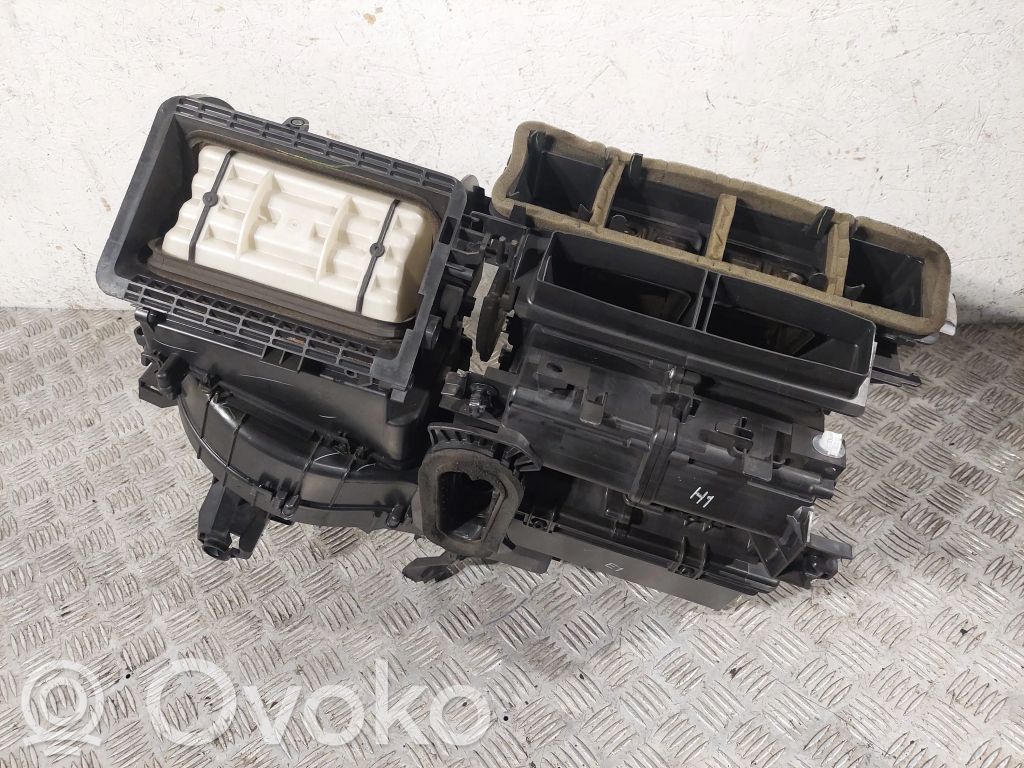 Toyota Auris 150 Nagrzewnica / Komplet 