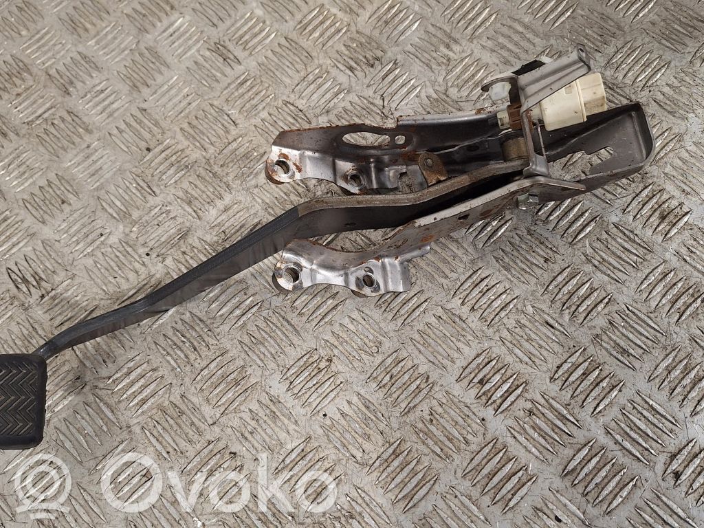 Toyota Auris 150 Jarrupoljin 