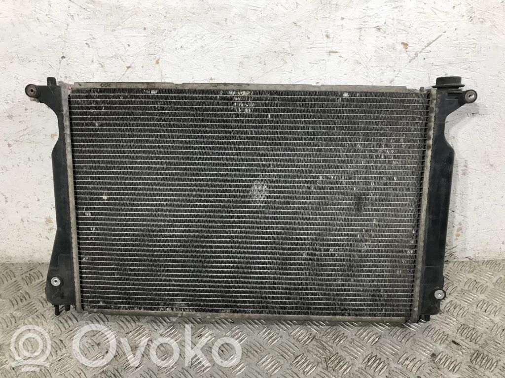 Toyota Corolla Verso AR10 Chłodnica 