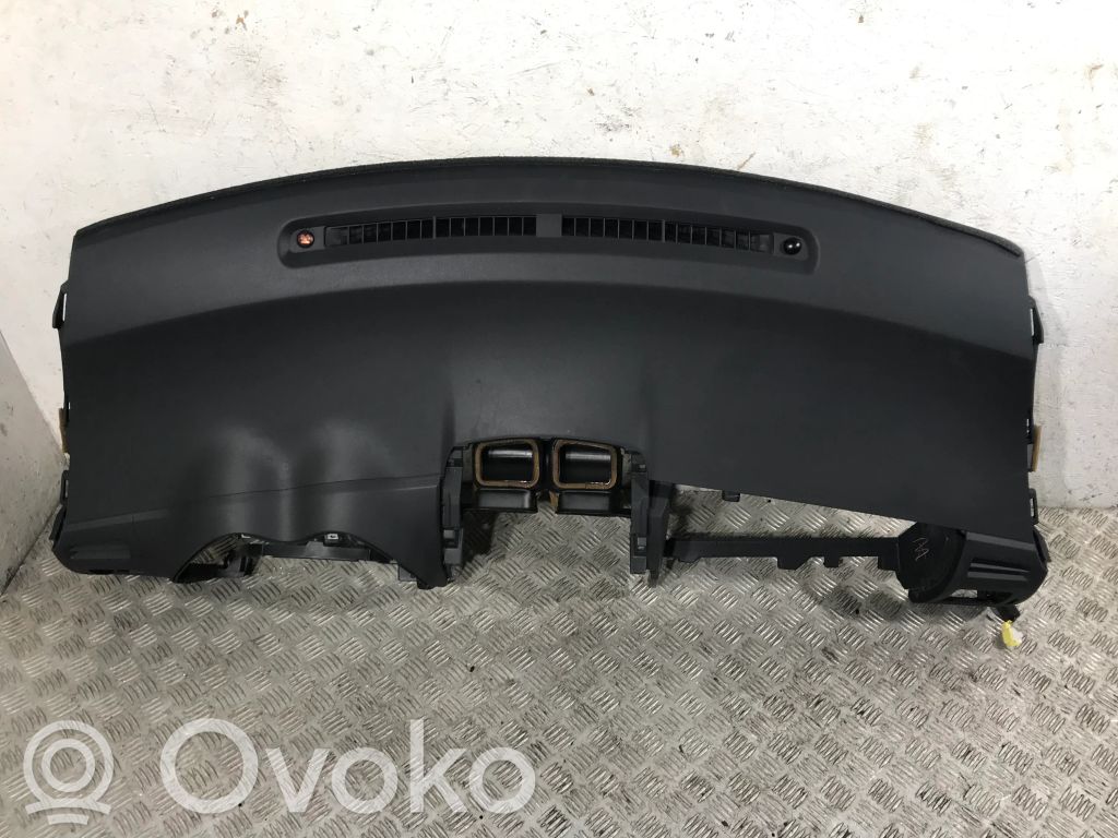 Toyota Auris 150 Deska rozdzielcza 
