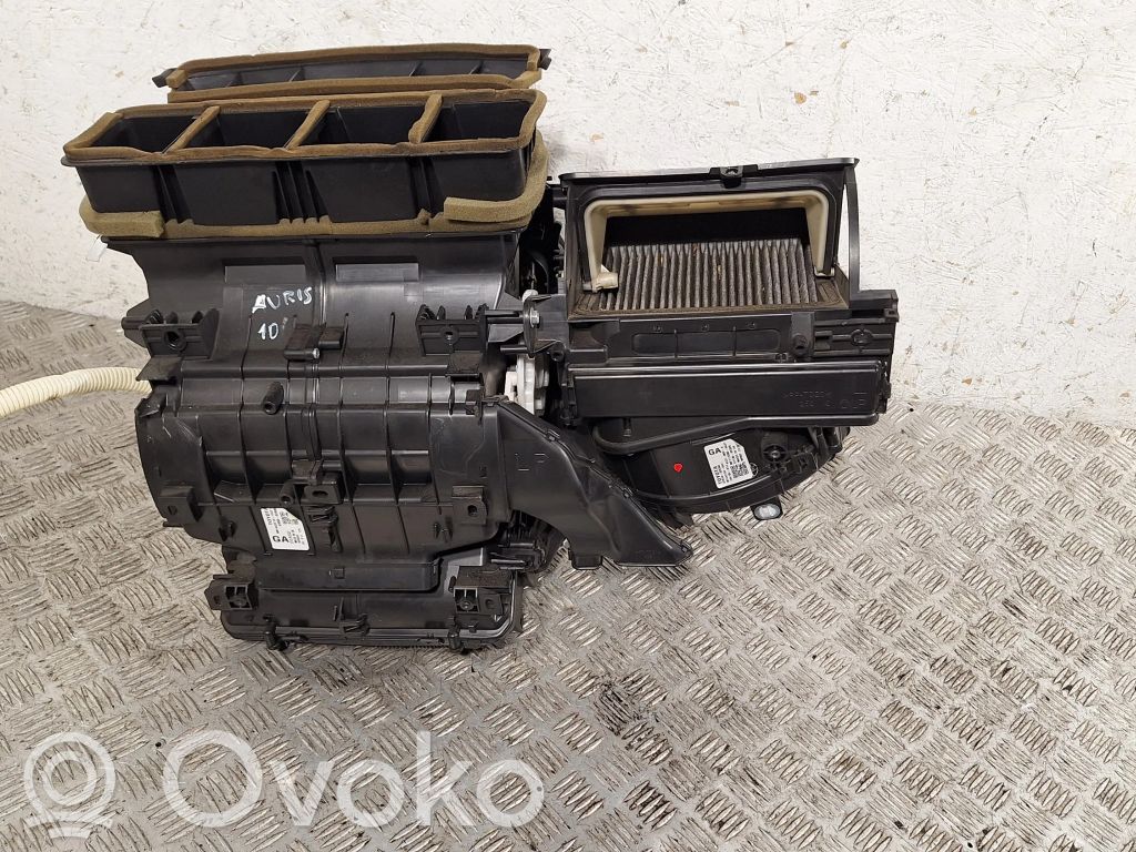 Toyota Auris 150 Nagrzewnica / Komplet 