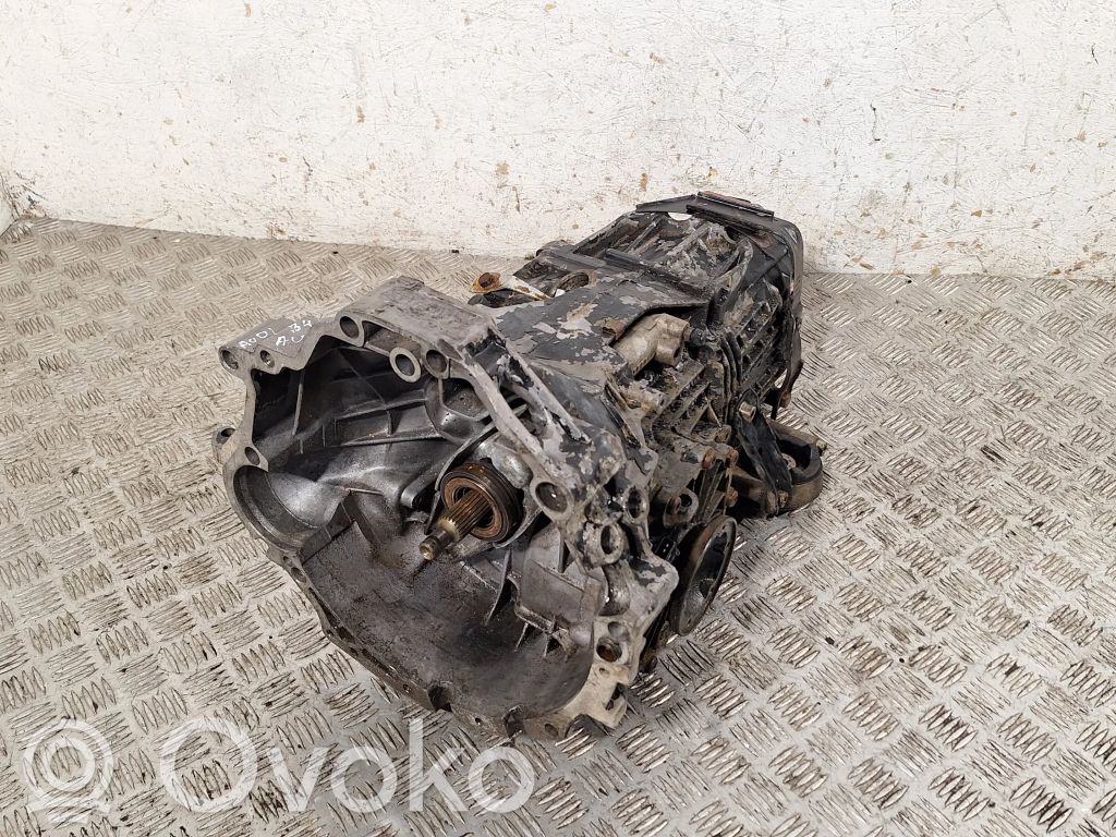 Audi 80 90 S2 B4 Manuaalinen 5-portainen vaihdelaatikko 