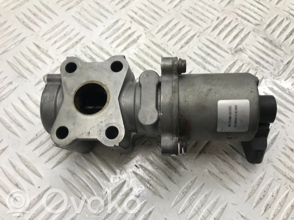 Toyota Corolla Verso AR10 Zawór EGR 