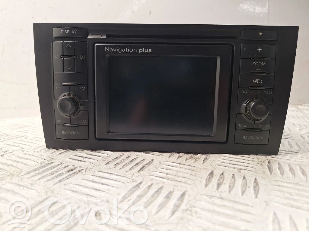 Audi A6 S6 C5 4B Panel / Radioodtwarzacz CD/DVD/GPS 