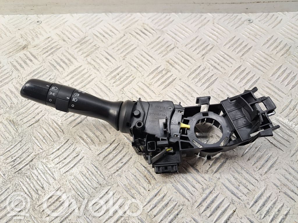 Toyota Verso Indicator stalk 