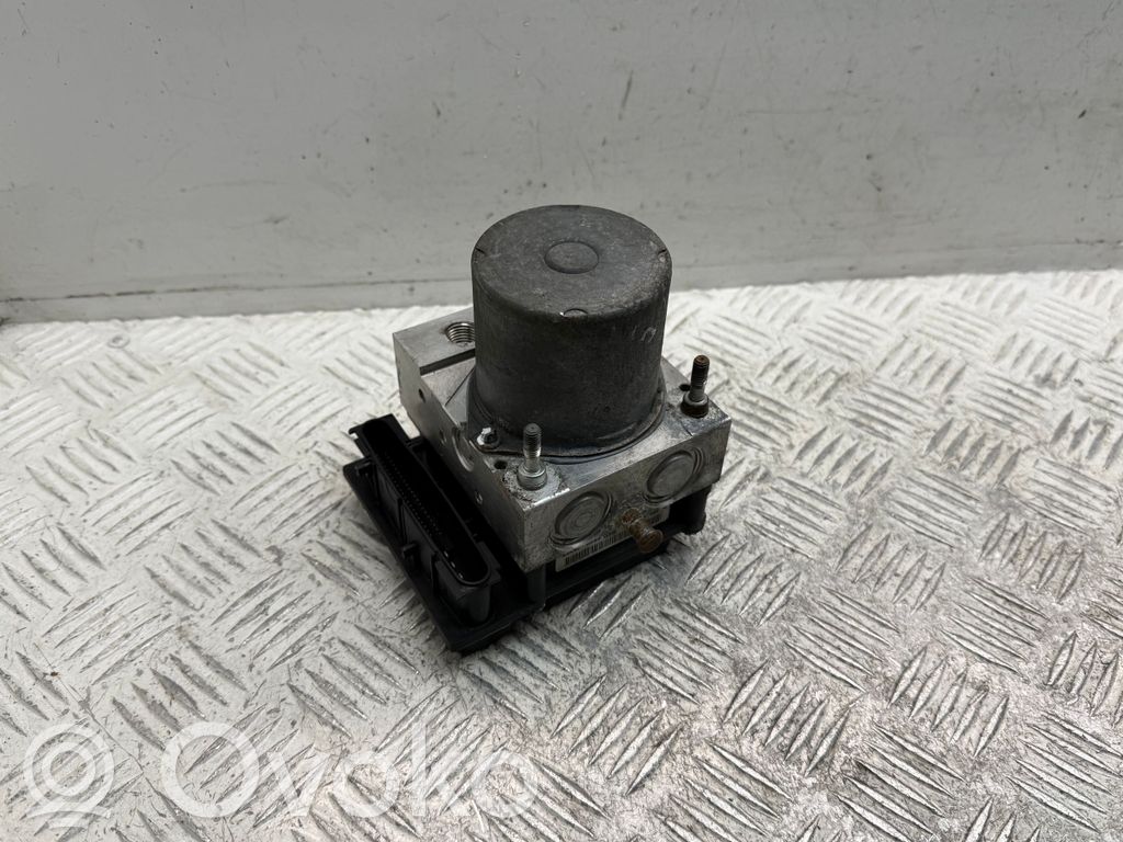 Toyota Corolla Verso AR10 ABS Pump 