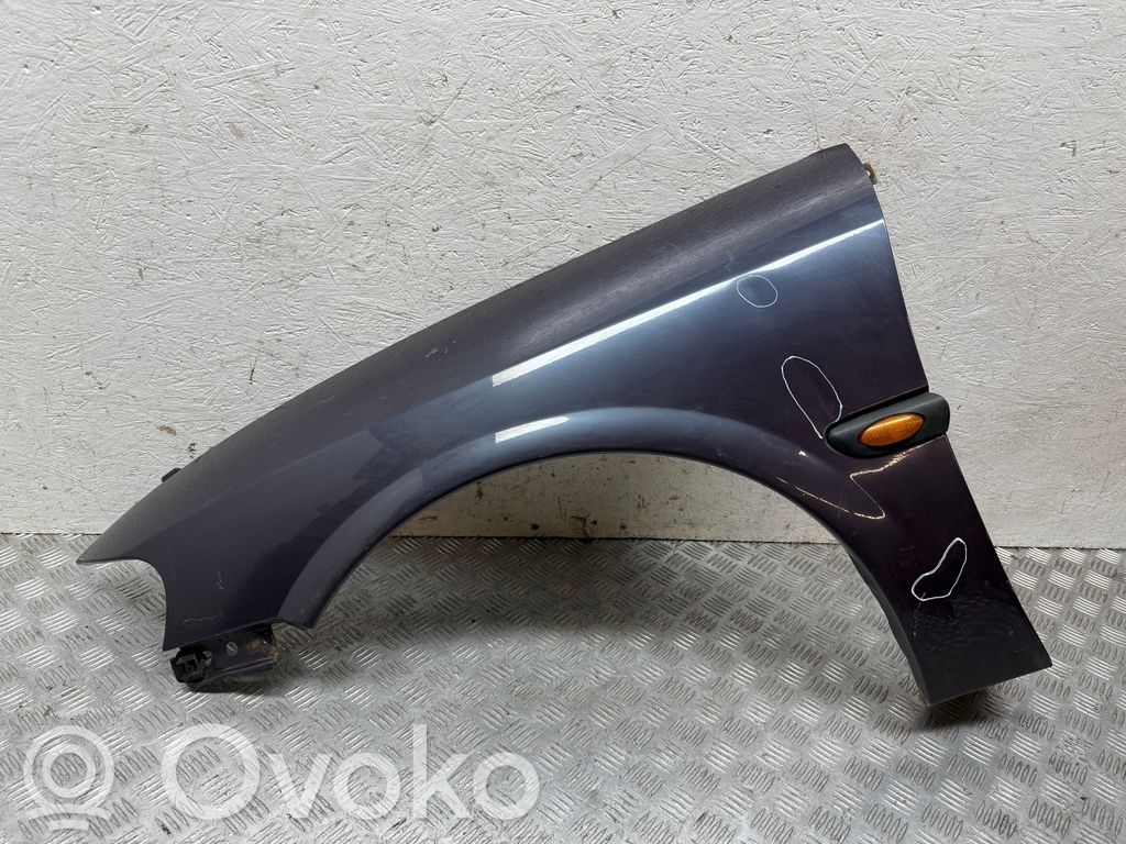 Opel Vectra B Sparnas 