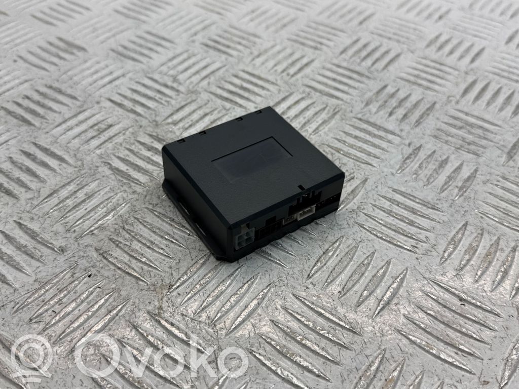 Nissan Juke I F15 Alarm control unit/module 