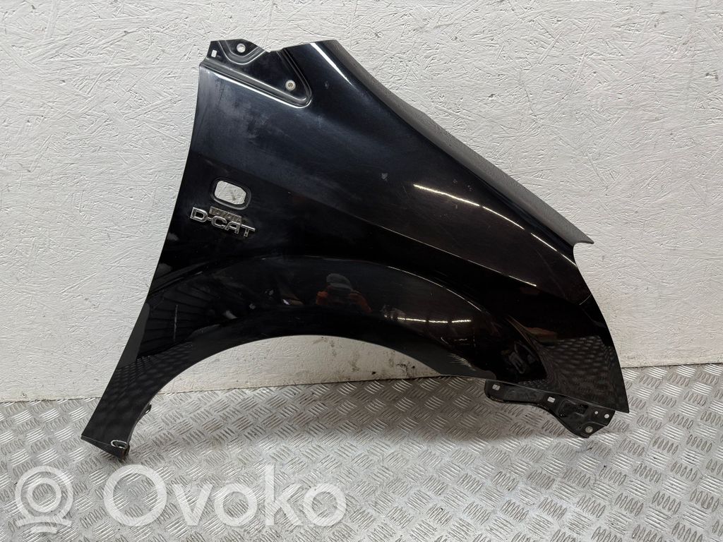 Toyota Corolla Verso AR10 Sparnas 