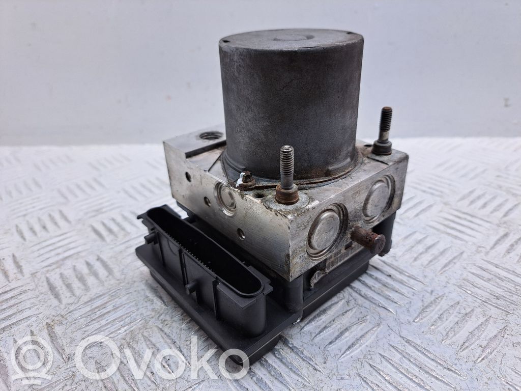 Toyota Corolla Verso AR10 ABS Pump 