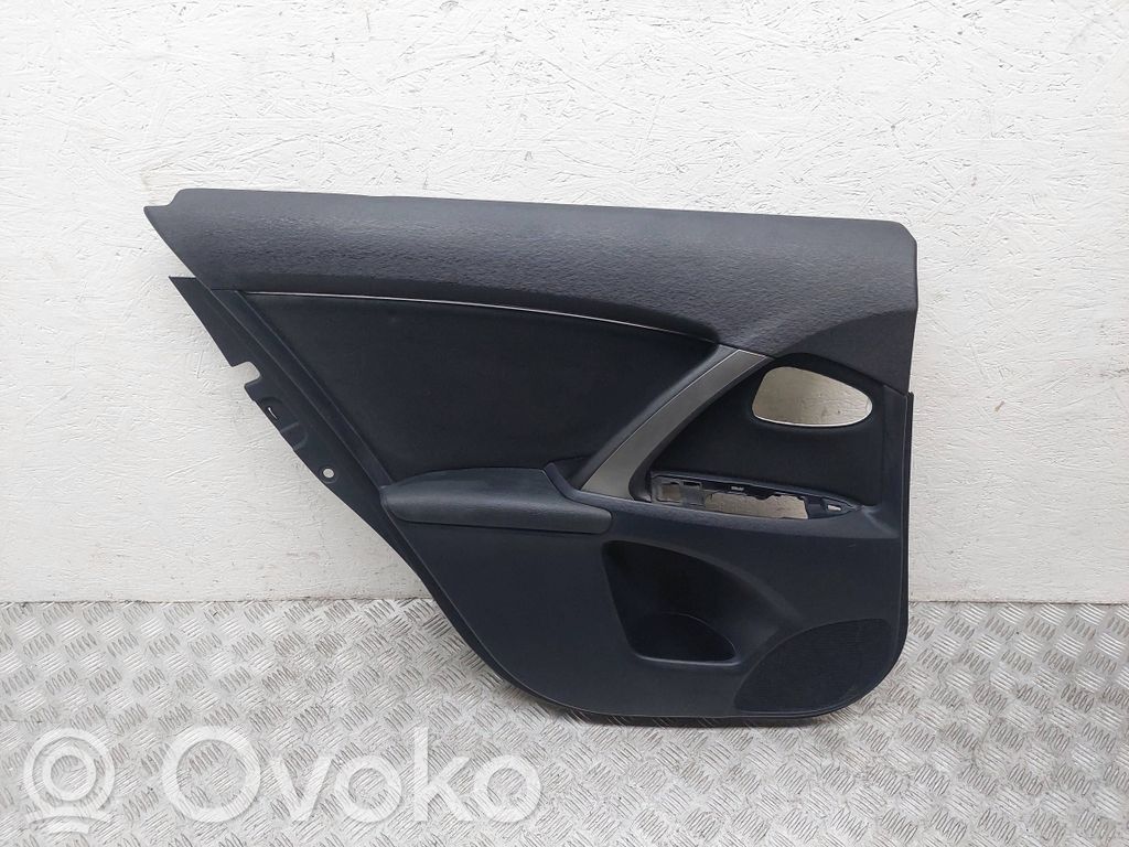Toyota Avensis T270 Boczki / Poszycie drzwi tylnych 