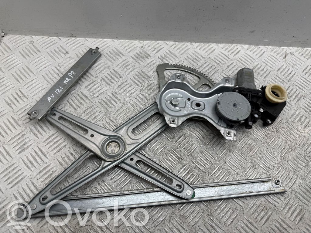 Toyota Avensis T270 Elektryczny podnośnik szyby drzwi przednich 
