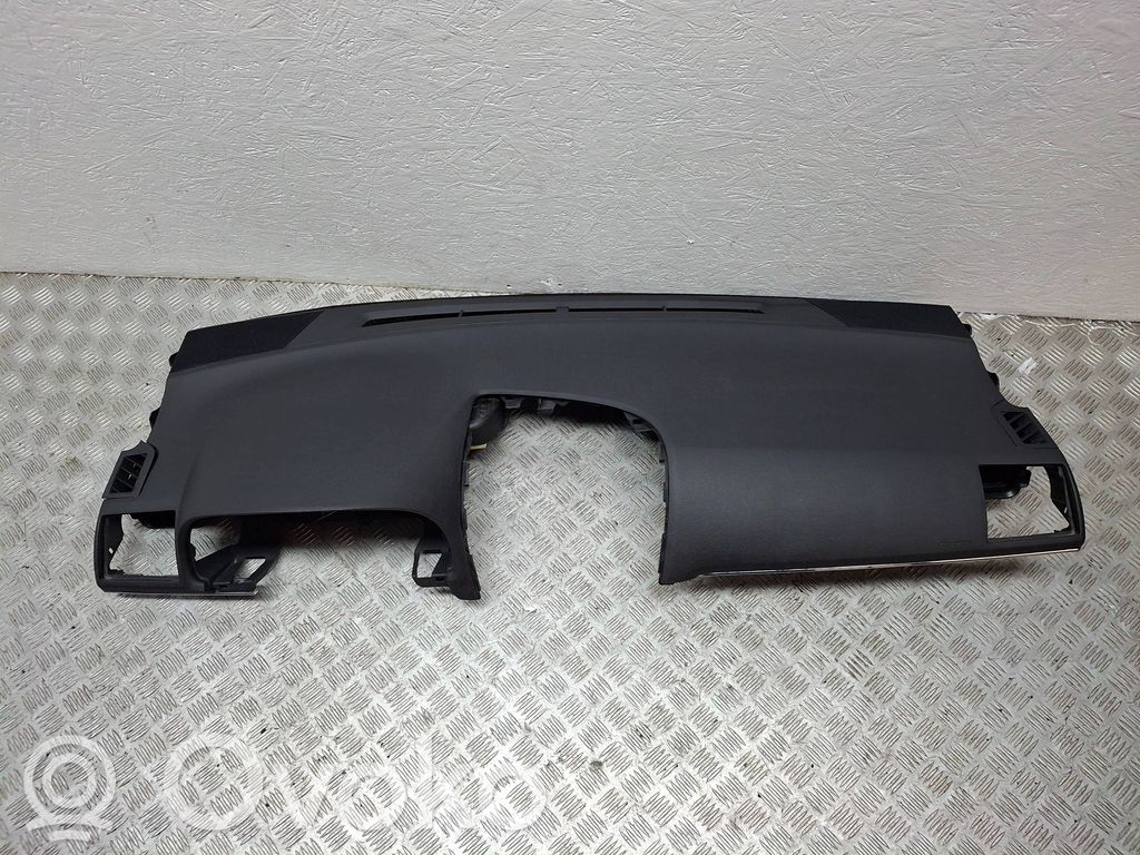 Toyota Avensis T270 Deska rozdzielcza 
