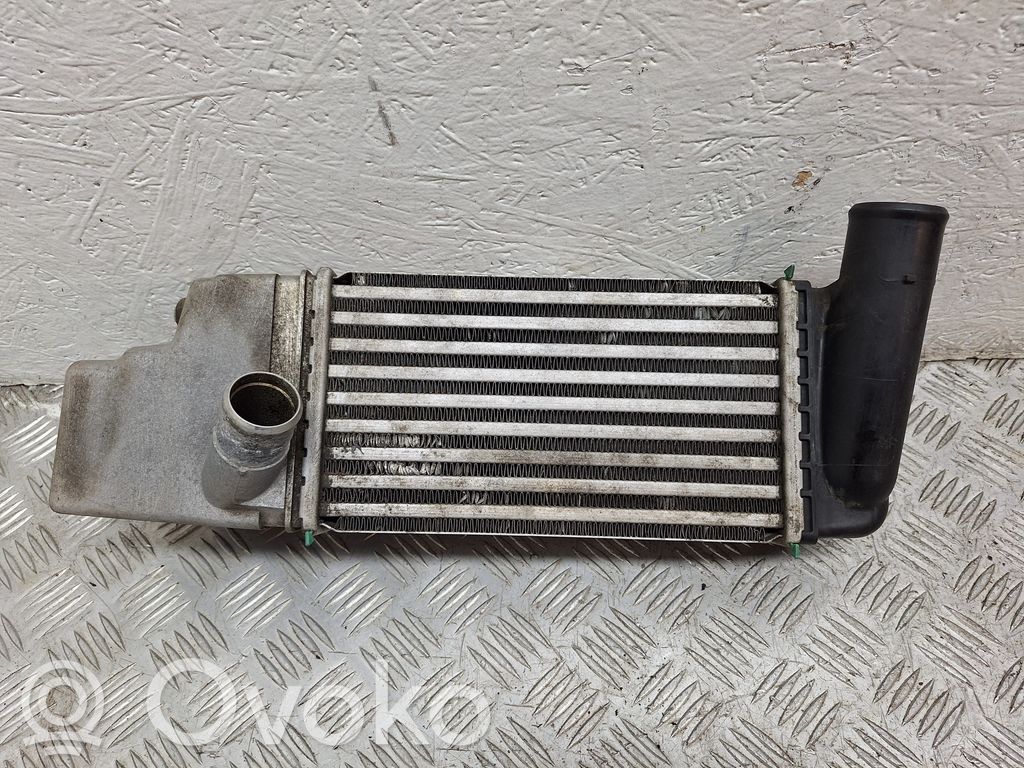 Toyota Auris 150 Chłodnica powietrza doładowującego / Intercooler 