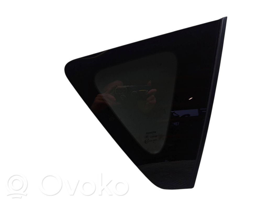 Toyota Verso Rear side window 