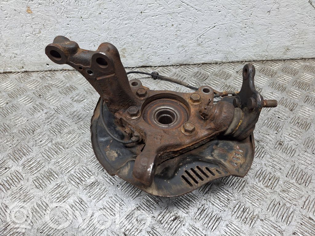 Toyota Auris 150 Zwrotnica koła przedniego 