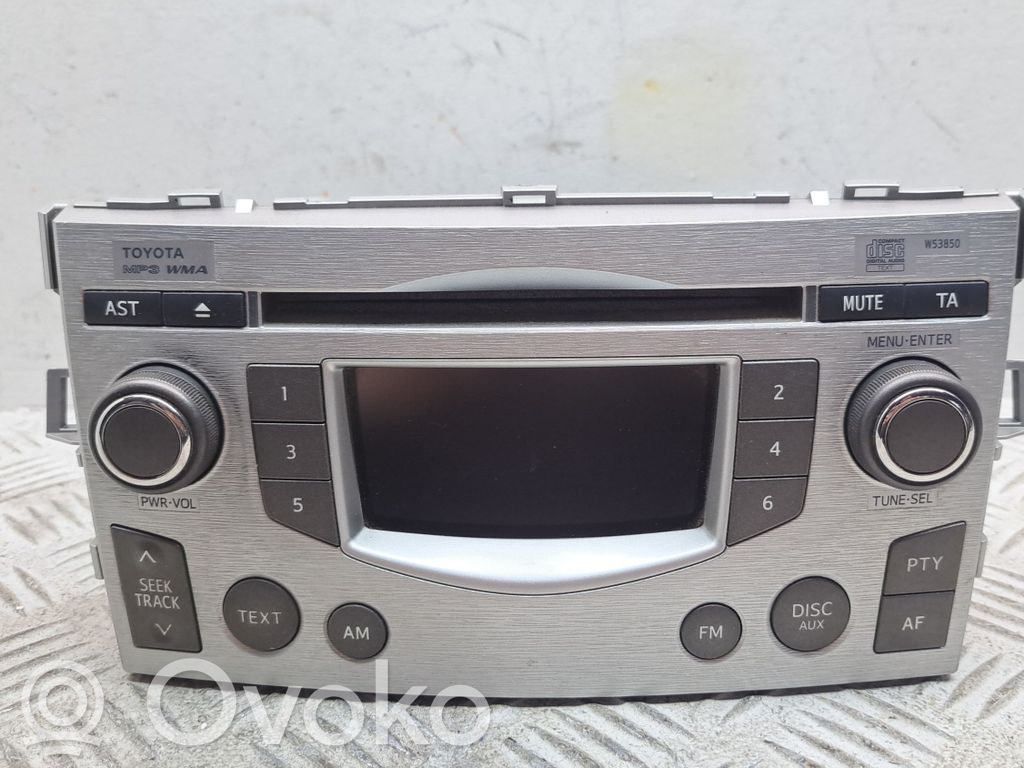 Toyota Verso Panel / Radioodtwarzacz CD/DVD/GPS 
