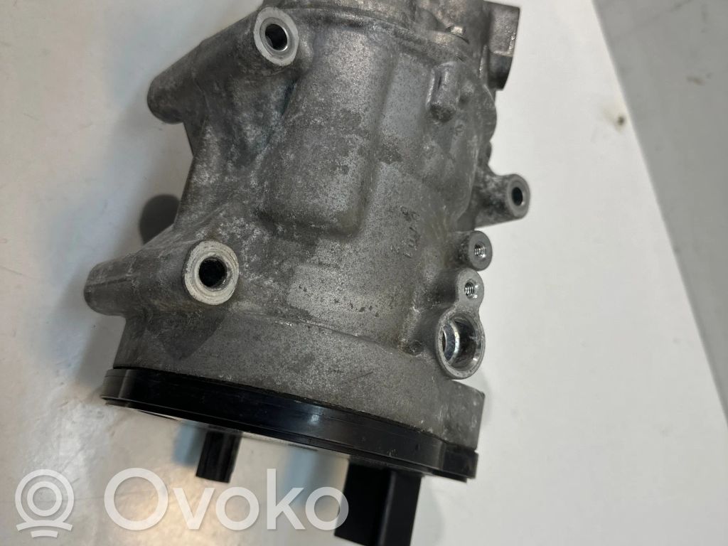 Toyota C-HR I Klimakompressor Pumpe 
