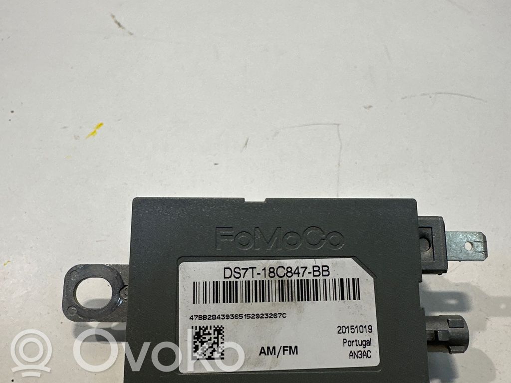 Ford Mondeo MK V Antenos stiprintuvas 