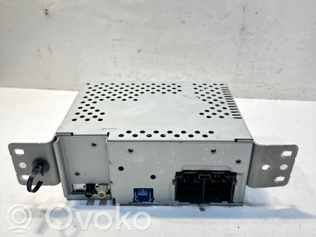 Ford Focus Radio/CD/DVD/GPS head unit 