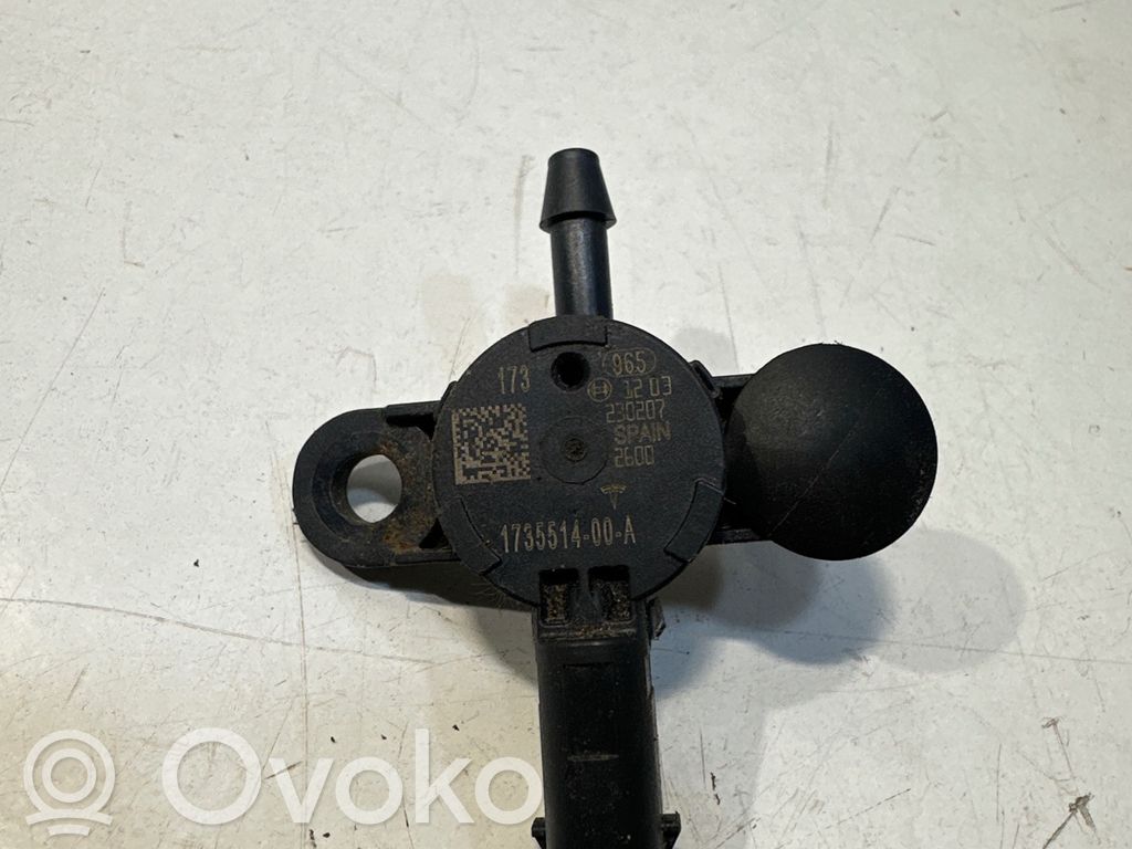 Tesla Model 3 Airbag de peatón 