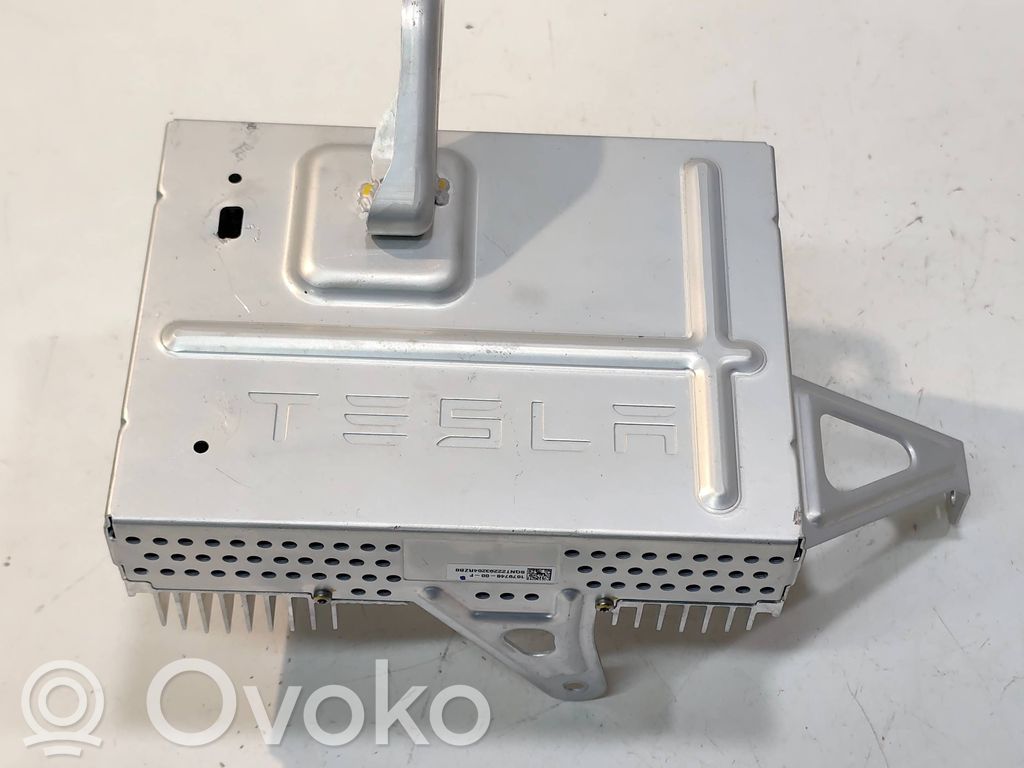 Tesla Model 3 Vahvistin 