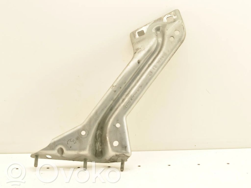 Audi Q5 SQ5 8R Uchwyt / Mocowanie błotnika przedniego 