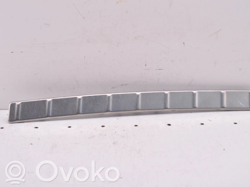 Volvo XC40 Osłona pasa bagażnika 