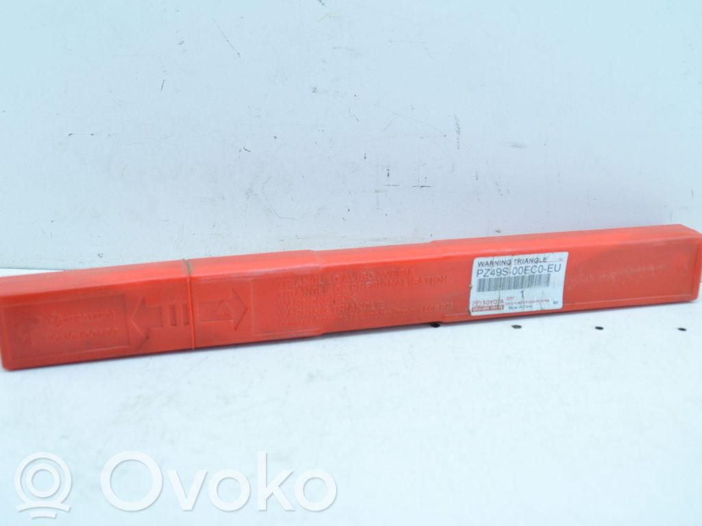 Toyota Prius (XW20) Emergency warning sign 