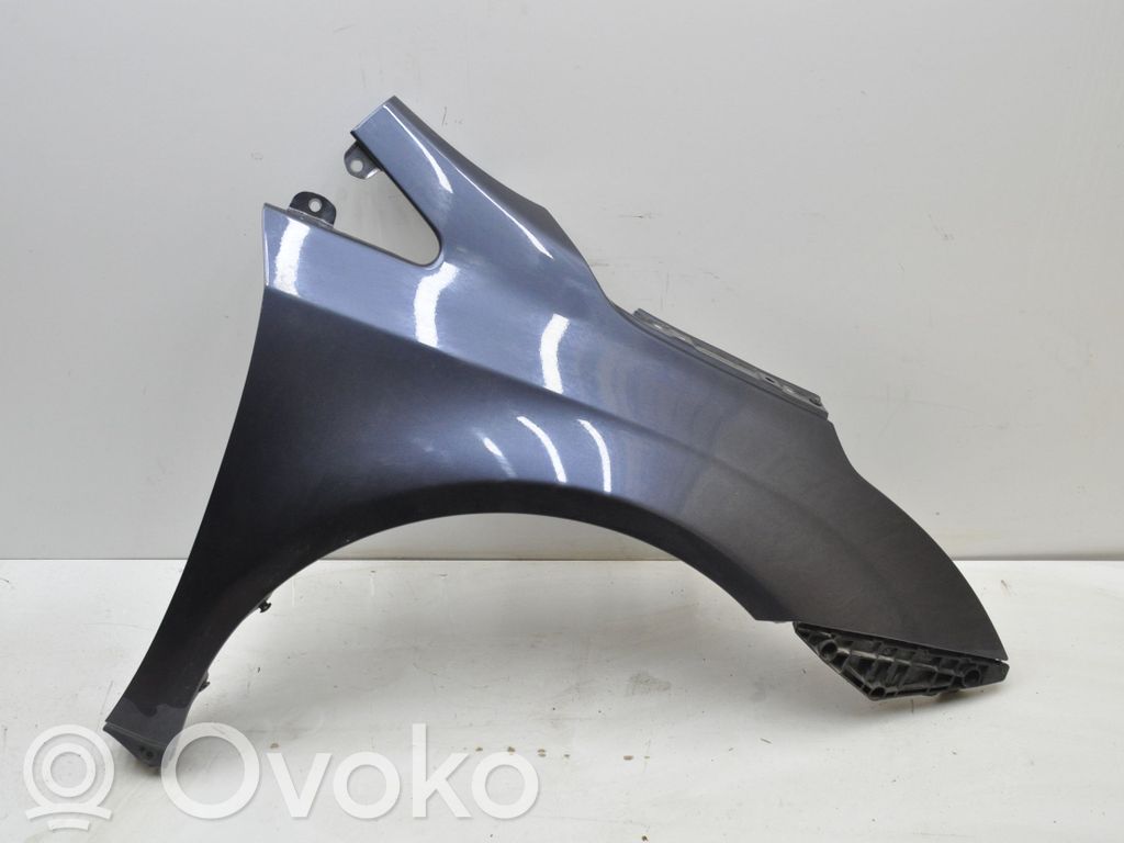 Toyota Avensis T270 Fender 