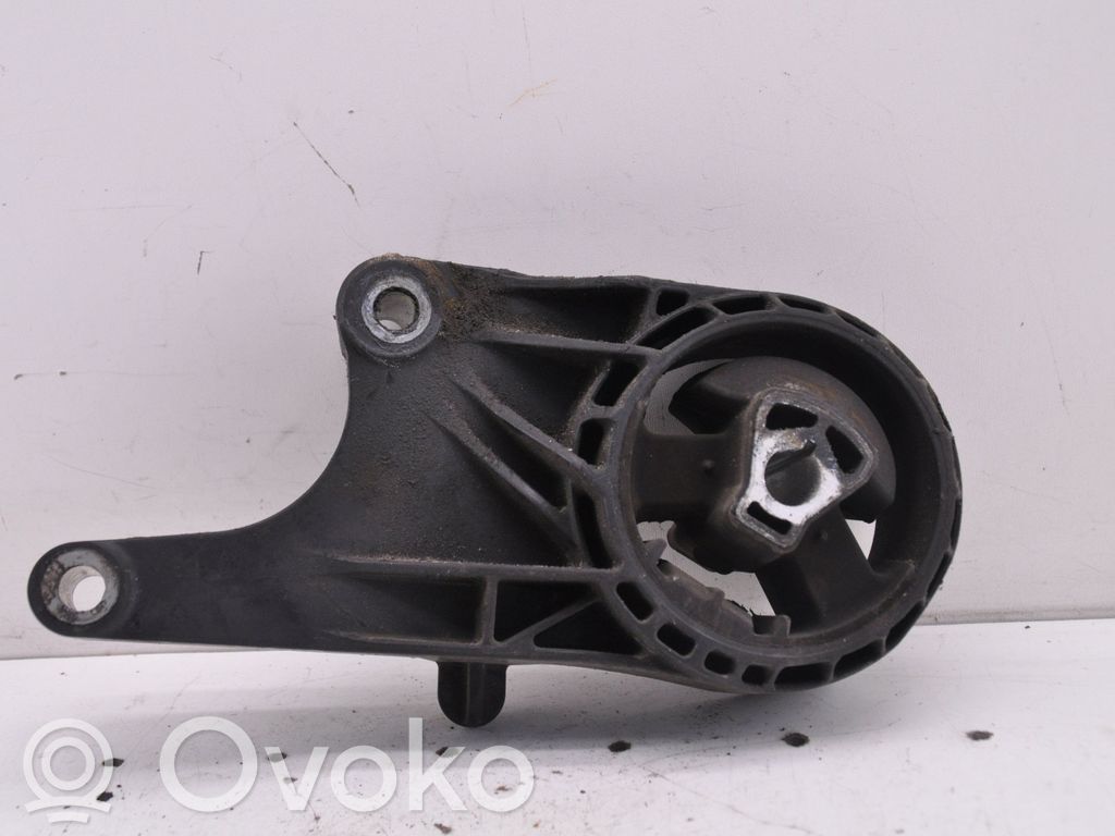 Opel Astra J Engine mount bracket 