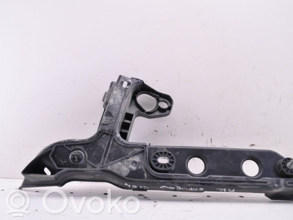 Dacia Sandero III Soporte del parachoques delantero 