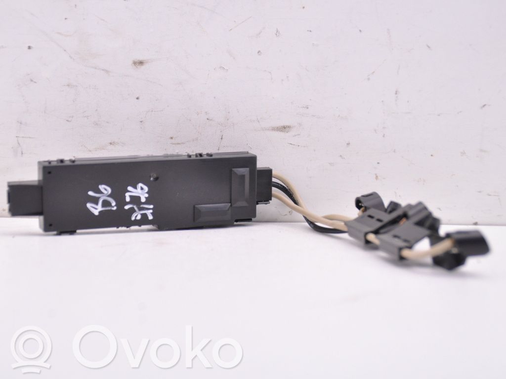 Volkswagen PASSAT B6 Alarm control unit/module 