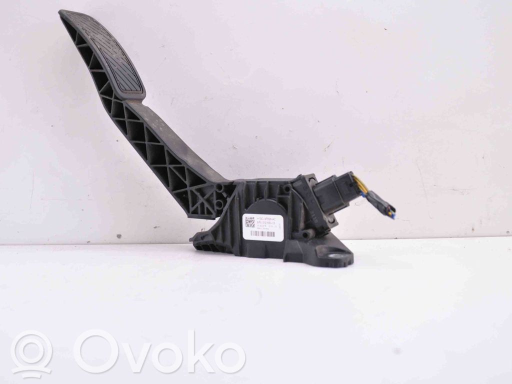 Ford Fiesta Pedal del acelerador 