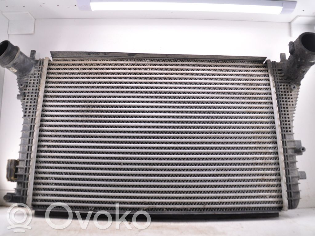 Volkswagen Caddy Interkūlerio radiatorius 
