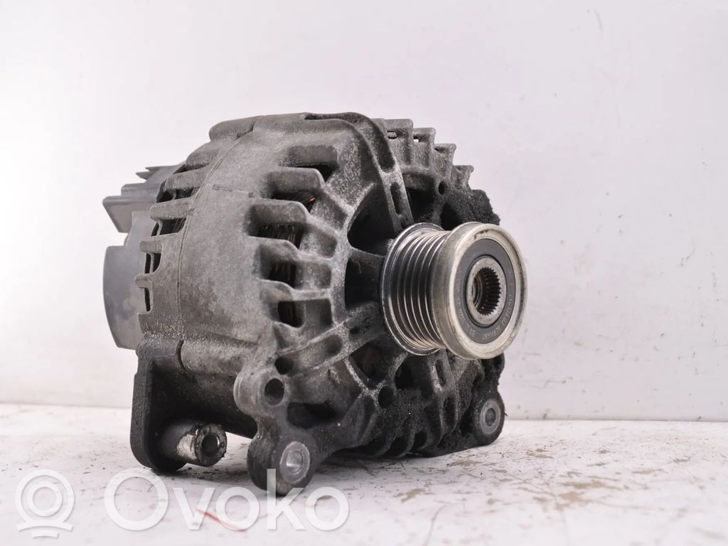 Volkswagen PASSAT B6 Ģenerators 
