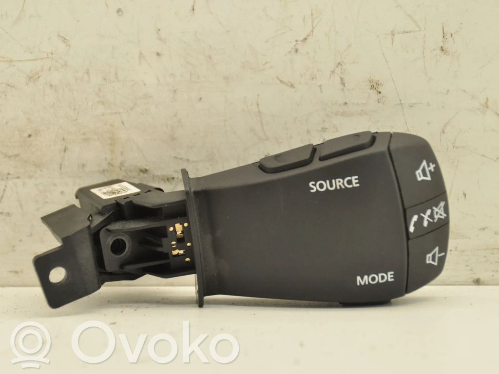 Dacia Sandero III Tasten Schalter Multifunktionslenkrad 